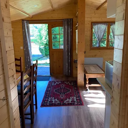 Chalet Rustique, 3pieces, Jusqu'a 6 Personnes