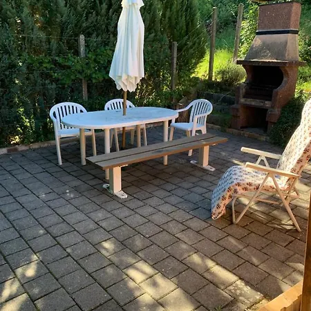 Chalet Rustique, 3pieces, Jusqu'a 6 Personnes Urbès