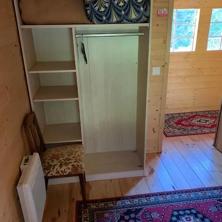 Rustique, 3pieces, Jusqu'a 6 Personnes Chalet Urbes